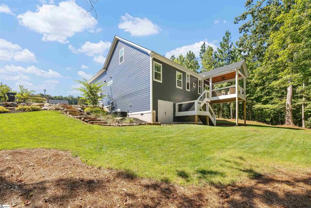 7 Maxfli Court, Travelers Rest, SC 29690
