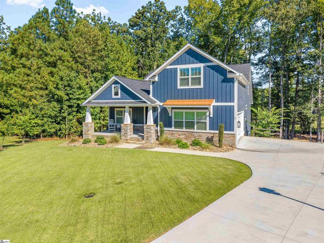 7 Maxfli Court, Travelers Rest, SC 29690