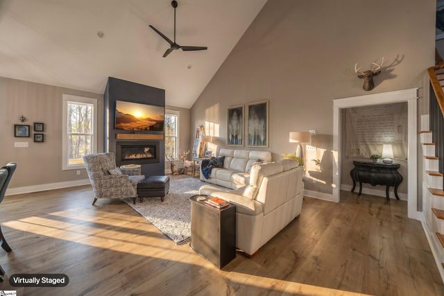 7 Maxfli Court, Travelers Rest, SC 29690