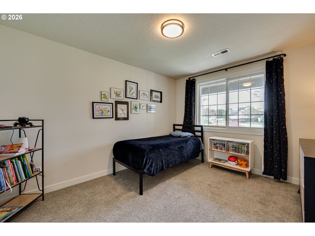 14711 Nw 7TH Pl, Vancouver, WA 98685