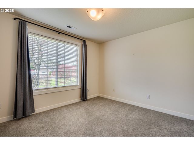 14711 Nw 7TH Pl, Vancouver, WA 98685