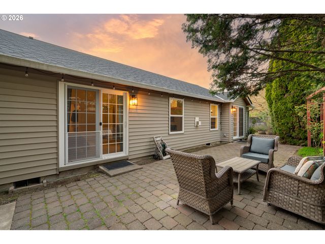 14711 Nw 7TH Pl, Vancouver, WA 98685