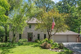17711 Creek Ridge Pass, Minnetonka, MN 55345