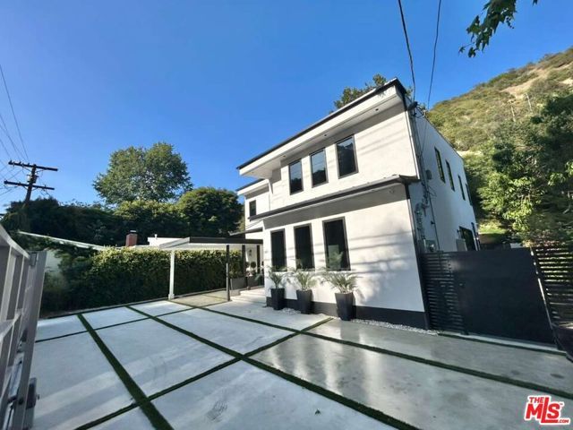 1734 N Beverly Glen Boulevard, Los Angeles, CA 90077
