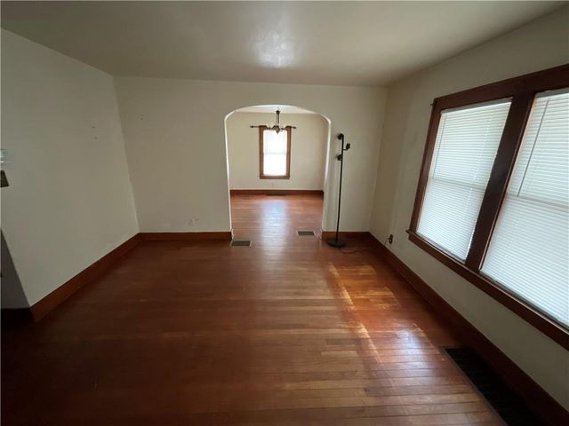 1939 N 25th Street, Kansas City, KS 66104