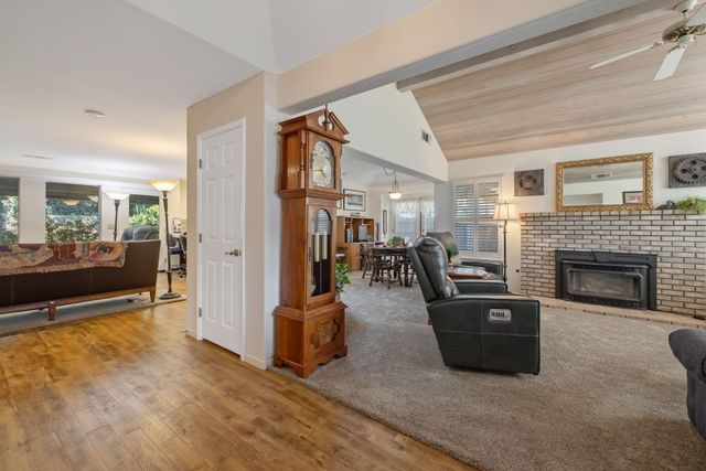 5614 W Prospect Drive, Visalia, CA 93291