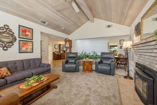 5614 W Prospect Drive, Visalia, CA 93291