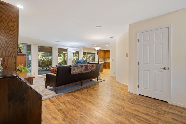 5614 W Prospect Drive, Visalia, CA 93291