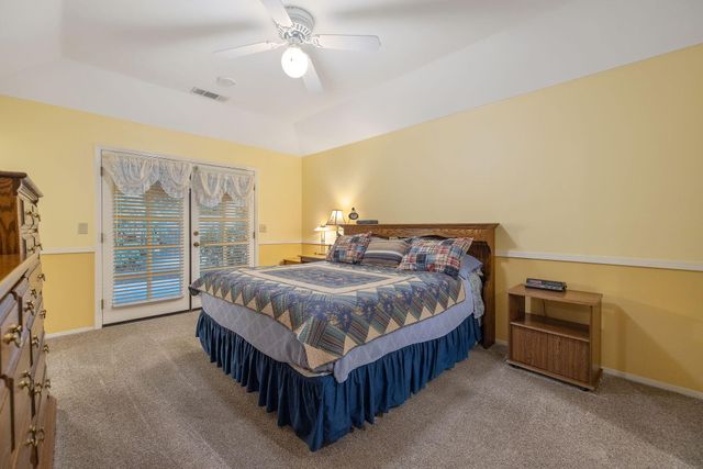 5614 W Prospect Drive, Visalia, CA 93291