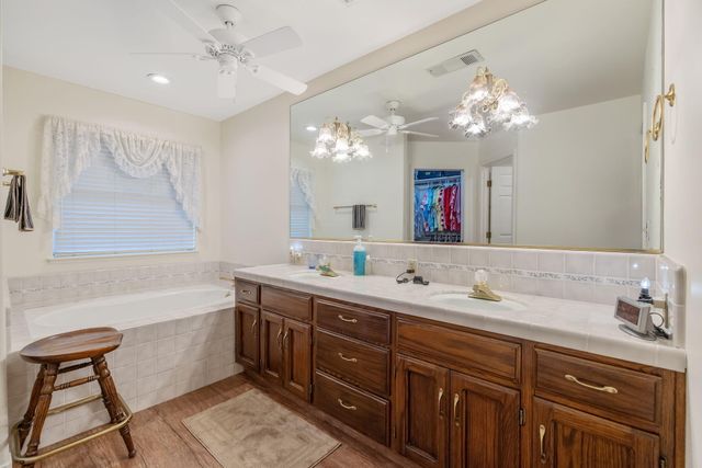 5614 W Prospect Drive, Visalia, CA 93291