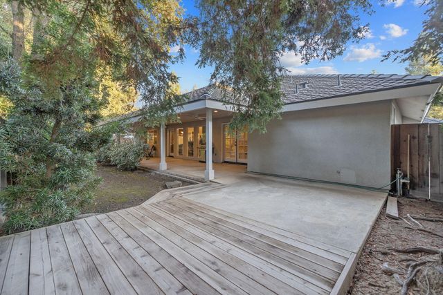 5614 W Prospect Drive, Visalia, CA 93291