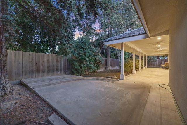 5614 W Prospect Drive, Visalia, CA 93291