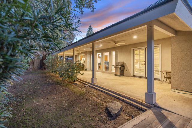 5614 W Prospect Drive, Visalia, CA 93291