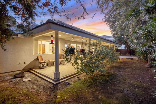 5614 W Prospect Drive, Visalia, CA 93291