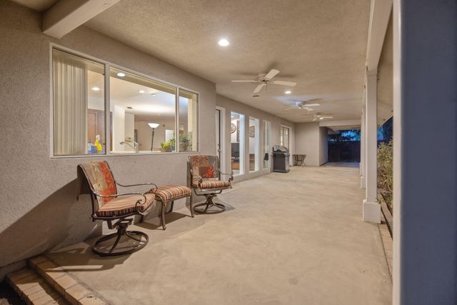 5614 W Prospect Drive, Visalia, CA 93291