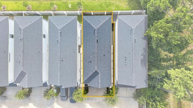 5359 Creekmont Oaks Lane, Houston, TX 77091