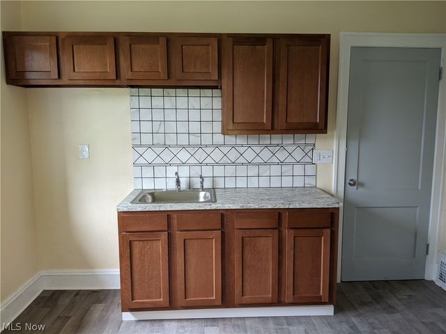 3304 E 118th Street 2, Cleveland, OH 44120