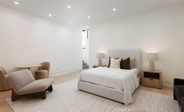 1105 Skyline Drive, Laguna Beach, CA 92651