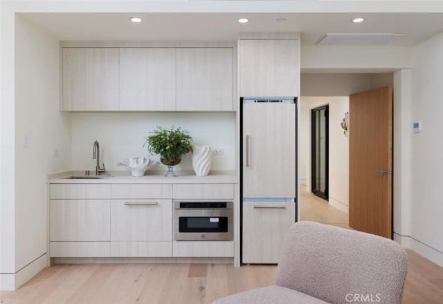 1105 Skyline Drive, Laguna Beach, CA 92651