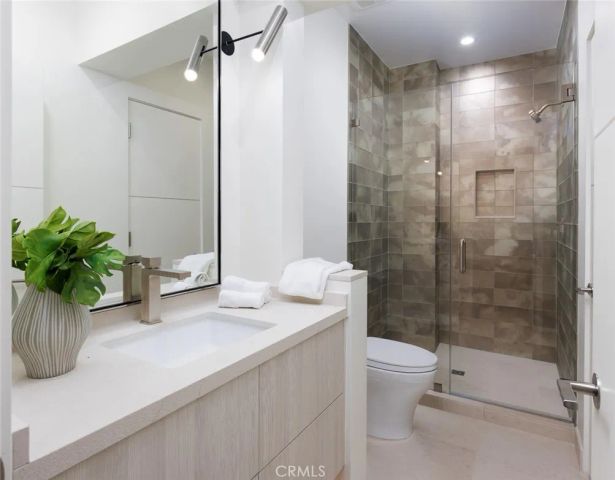 1105 Skyline Drive, Laguna Beach, CA 92651