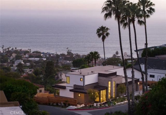 1105 Skyline Drive, Laguna Beach, CA 92651