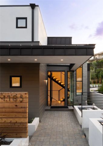 1105 Skyline Drive, Laguna Beach, CA 92651