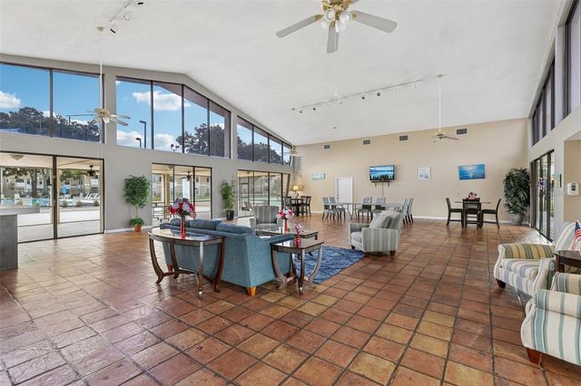 3252 S SEMORAN BOULEVARD 22, Orlando, FL 32822