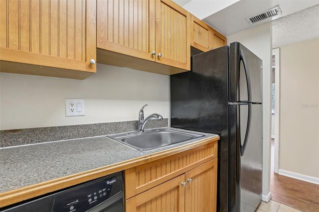3252 S SEMORAN BOULEVARD 22, Orlando, FL 32822