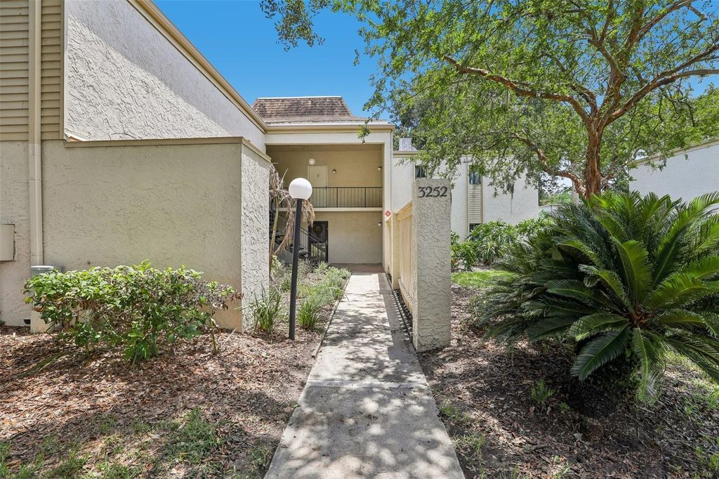 3252 S SEMORAN BOULEVARD 22, Orlando, FL 32822