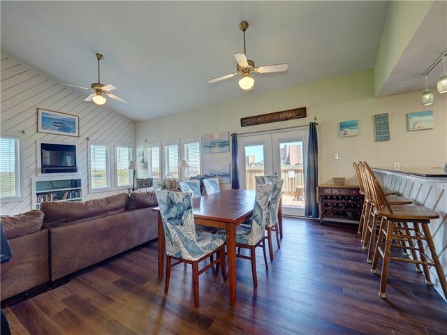 6877 State Highway 361 28, Port Aransas, TX 78373