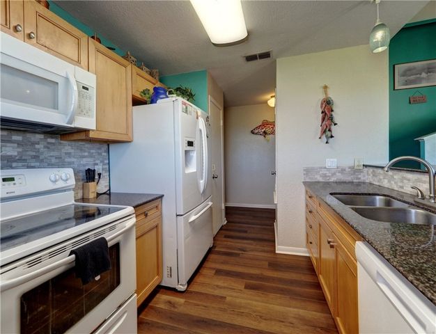 6877 State Highway 361 28, Port Aransas, TX 78373