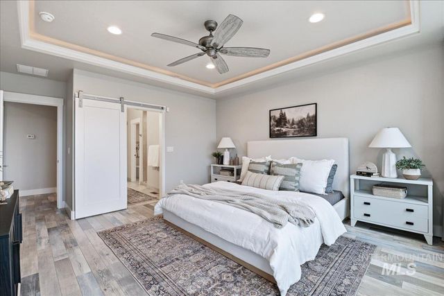 7691 W Hill Rd, Boise, ID 83714