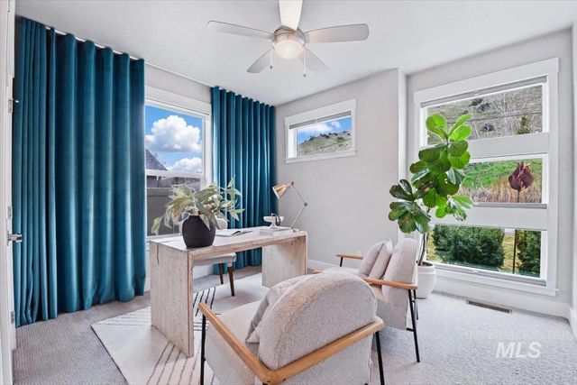 7691 W Hill Rd, Boise, ID 83714