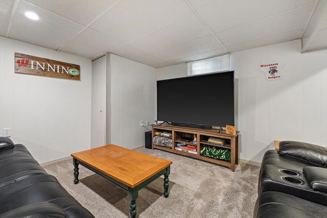 4901 Regal COURT, Racine, WI 53406