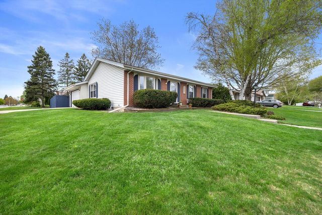 4901 Regal COURT, Racine, WI 53406