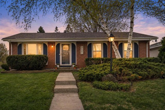 4901 Regal COURT, Racine, WI 53406