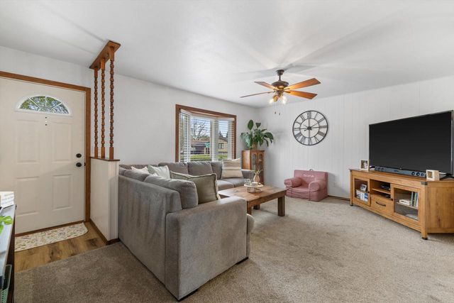 4901 Regal COURT, Racine, WI 53406