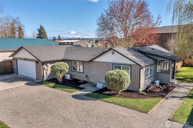 2618 16th Avenue NW, Puyallup, WA 98371