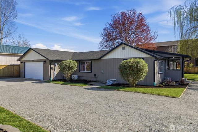 2618 16th Avenue NW, Puyallup, WA 98371