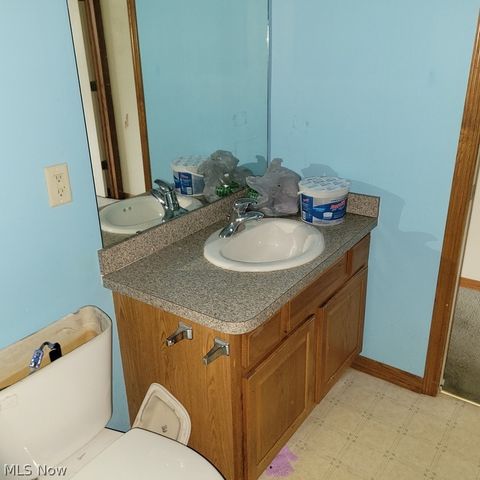 302 W Glen, Elyria, OH 44035