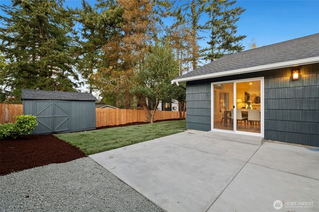 2144 N 146th Street, Shoreline, WA 98133