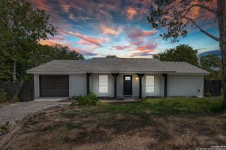 11915 Los Cerros, San Antonio, TX 78233