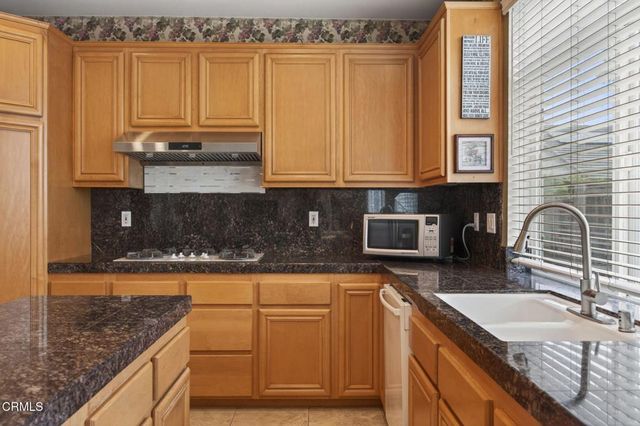 647 Walcott Avenue, Ventura, CA 93003