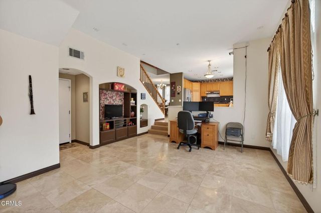 647 Walcott Avenue, Ventura, CA 93003