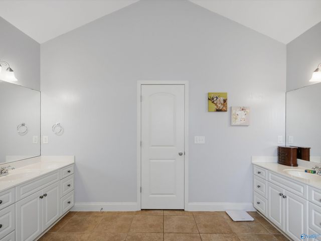 123 Windridge Way, Huntsville, AL 35824