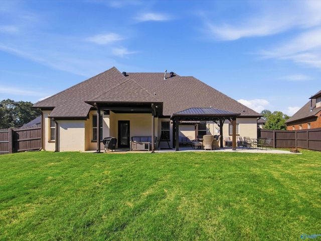 123 Windridge Way, Huntsville, AL 35824