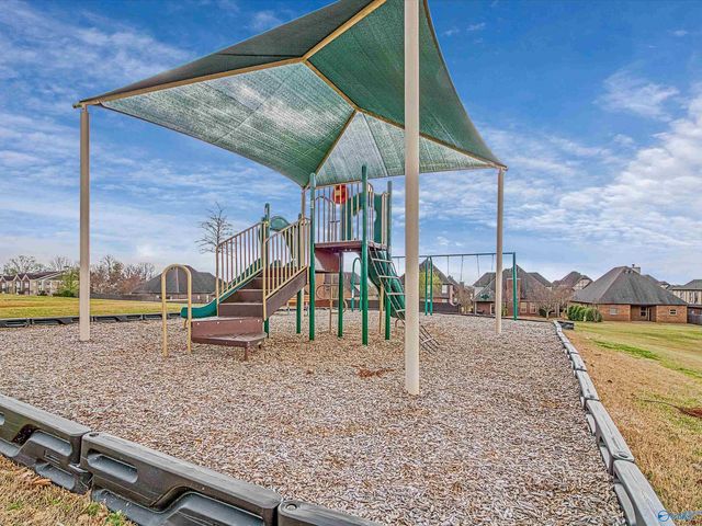123 Windridge Way, Huntsville, AL 35824