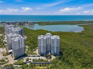265 Indies WAY 1004, Naples, FL 34110