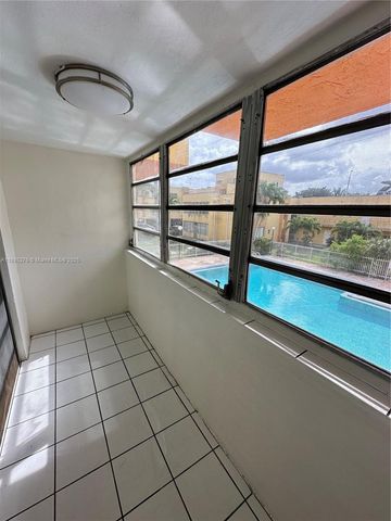 1555 W 44th Pl 234, Hialeah, FL 33012