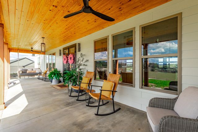 686 Bell Road, Lafayette, GA 30728